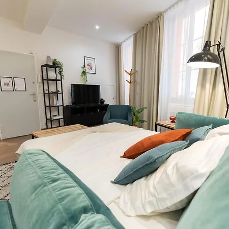 Bel En Plein Coeur De La Vieille Appartement *